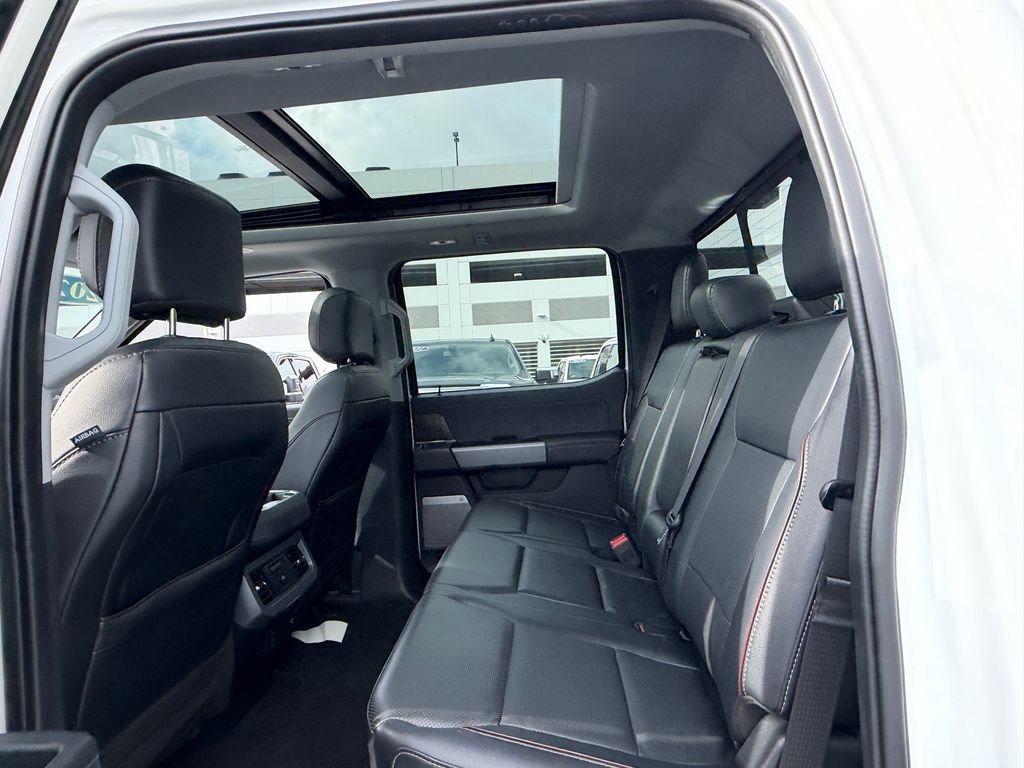 Used 2024 Ford F250 Lariat w/ Lariat Ultimate Package AWD/4WD image 14