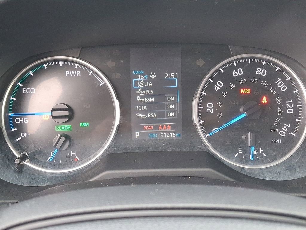 Used 2022 Toyota RAV4 XLE image 22