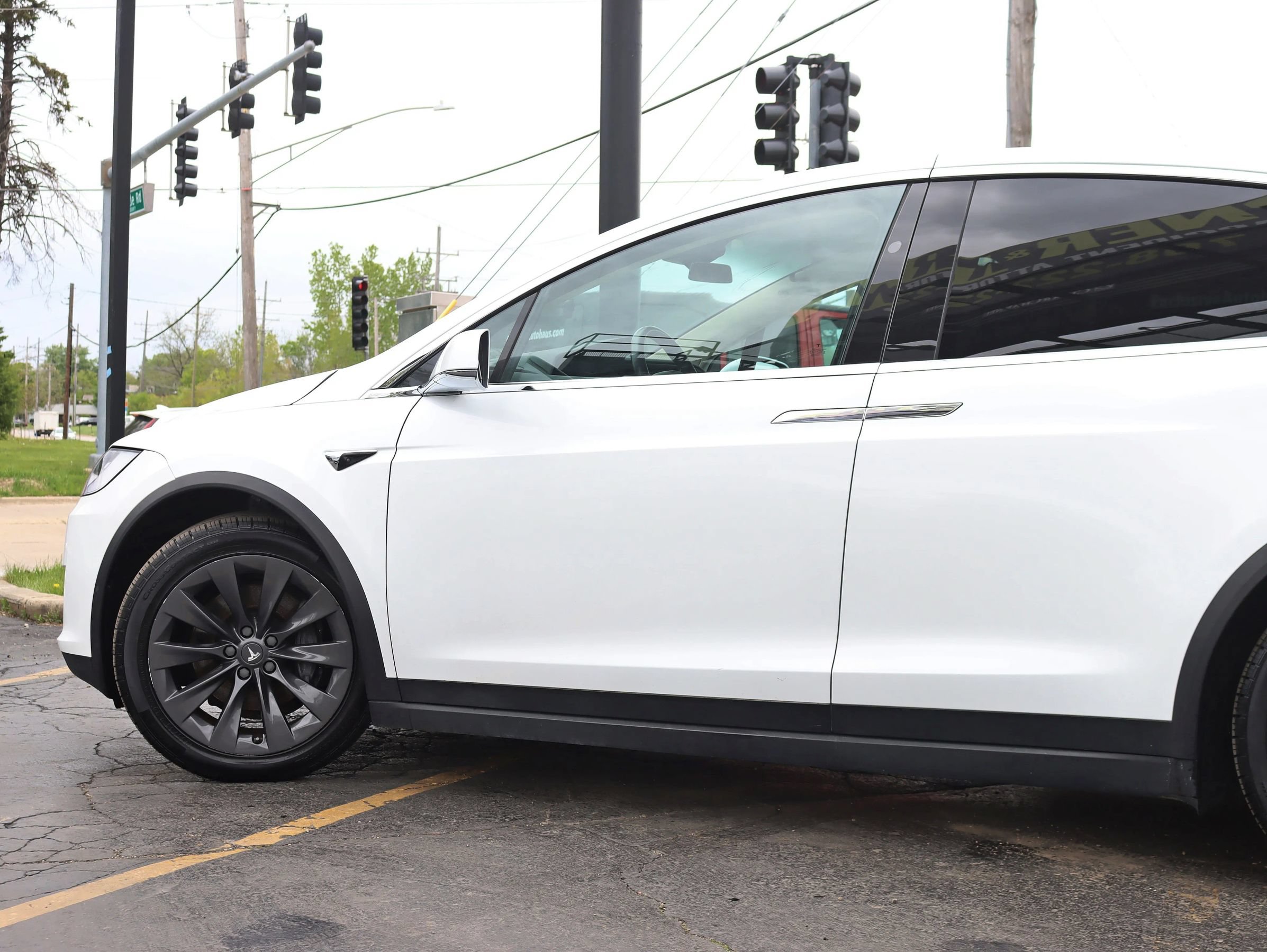 Used 2018 Tesla Model X 100D AWD/4WD image 14
