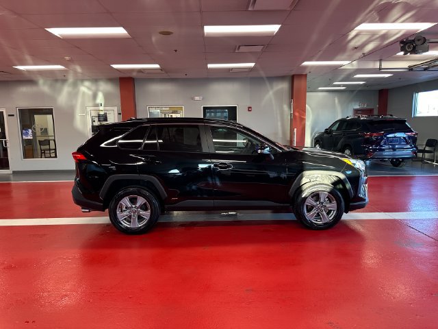 Certified 2025 Toyota RAV4 XLE AWD/4WD image 3