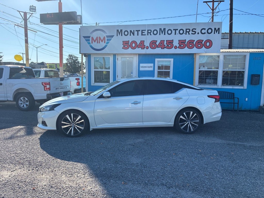 Used 2019 Nissan Altima 2.5 Platinum image 1