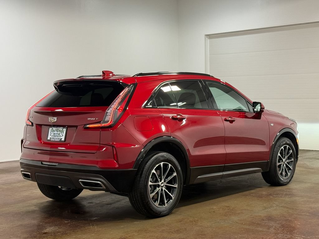Used 2025 Cadillac XT4 Sport w/ LPO, Floor Liner Package AWD/4WD image 4