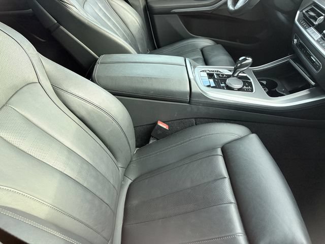 Used 2020 BMW X5 M50i AWD/4WD image 4