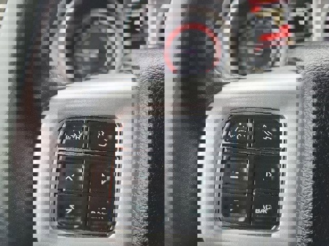 Used 2018 Dodge Journey SE w/ Connectivity Group image 14