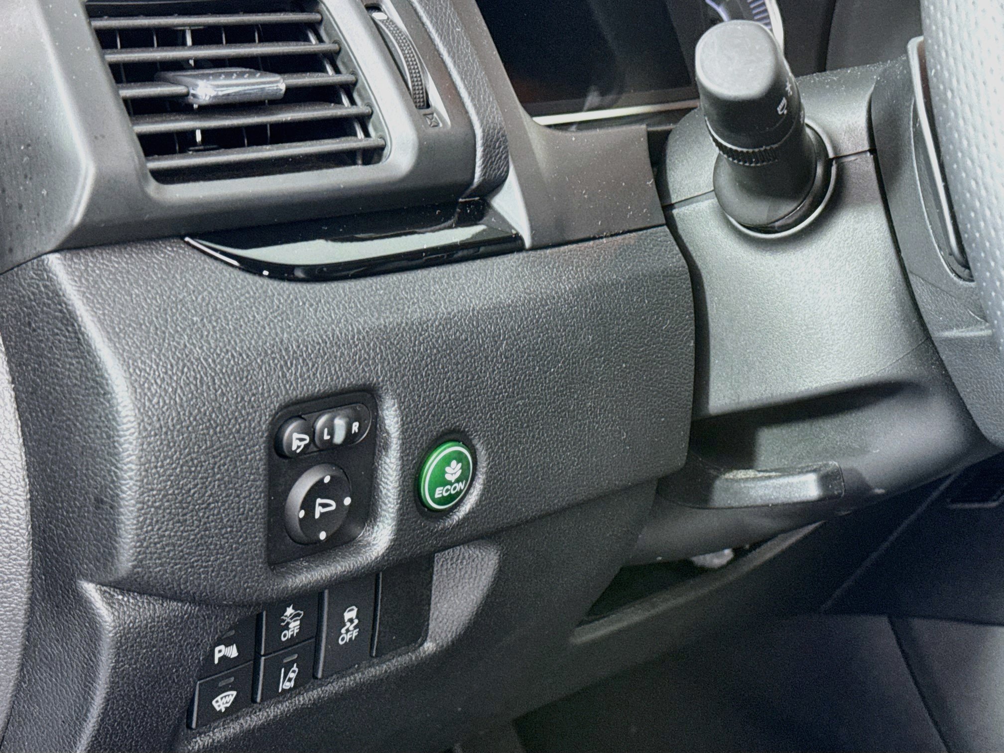Certified 2025 Honda Passport Black Edition image 10