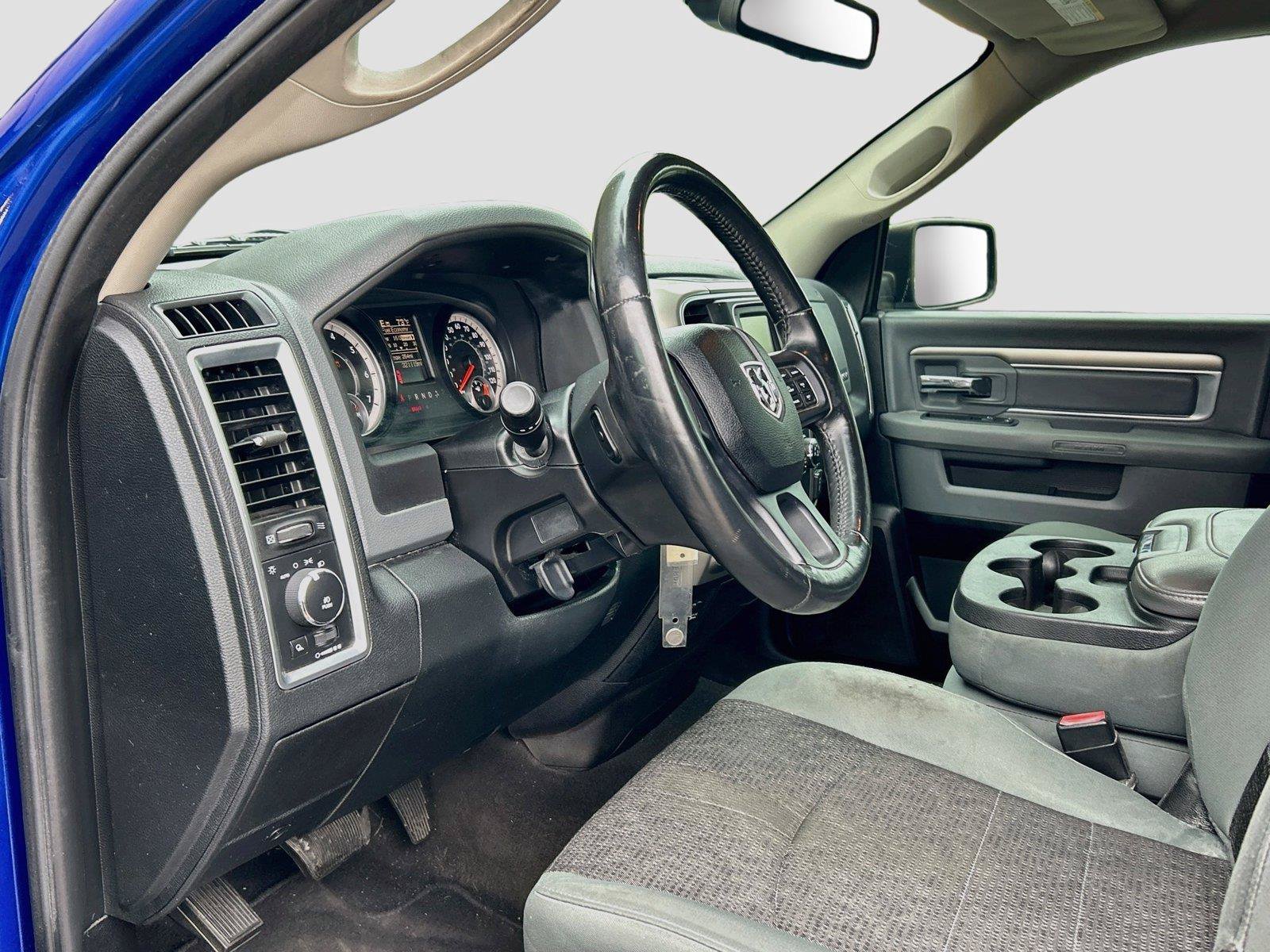 Used 2016 RAM 1500 Big Horn RWD image 24