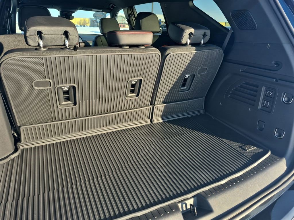 New 2026 Chevrolet Traverse RS image 23