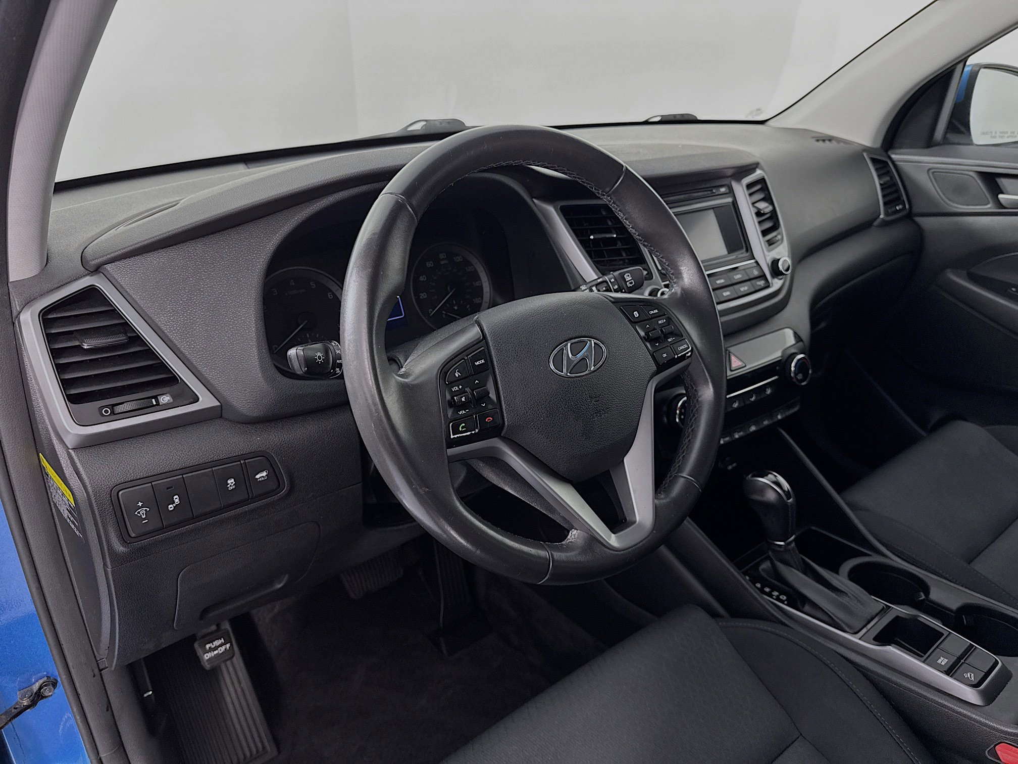 Used 2017 Hyundai Tucson Sport image 9