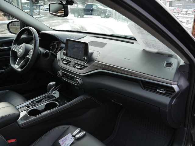 Certified 2021 Nissan Altima 2.5 Platinum image 25