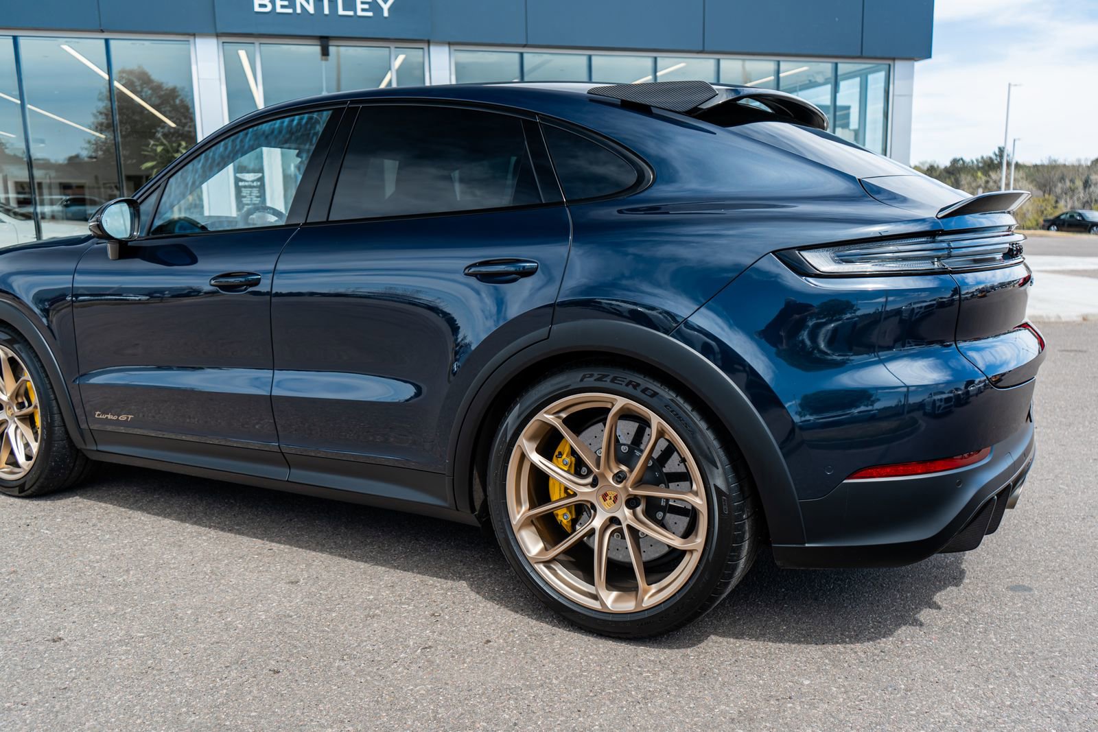 Used 2024 Porsche Cayenne Turbo GT AWD/4WD image 9
