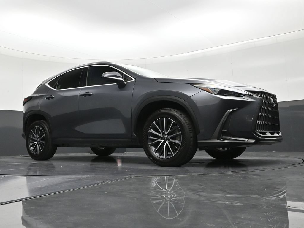 Used 2023 Lexus NX 250 FWD w/ Towing Package (2000 Lbs) image 26