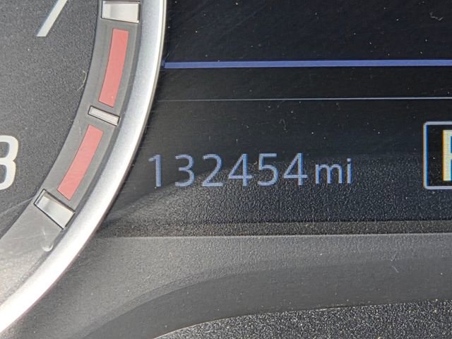 Used 2020 Nissan Titan SL w/ Moonroof Package AWD/4WD image 23