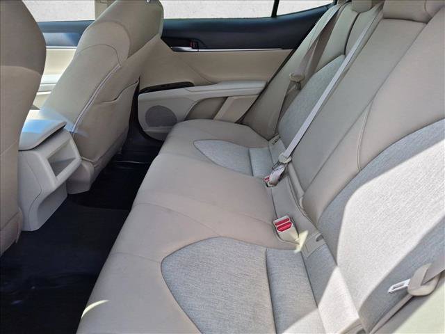 Used 2018 Toyota Camry LE FWD image 21