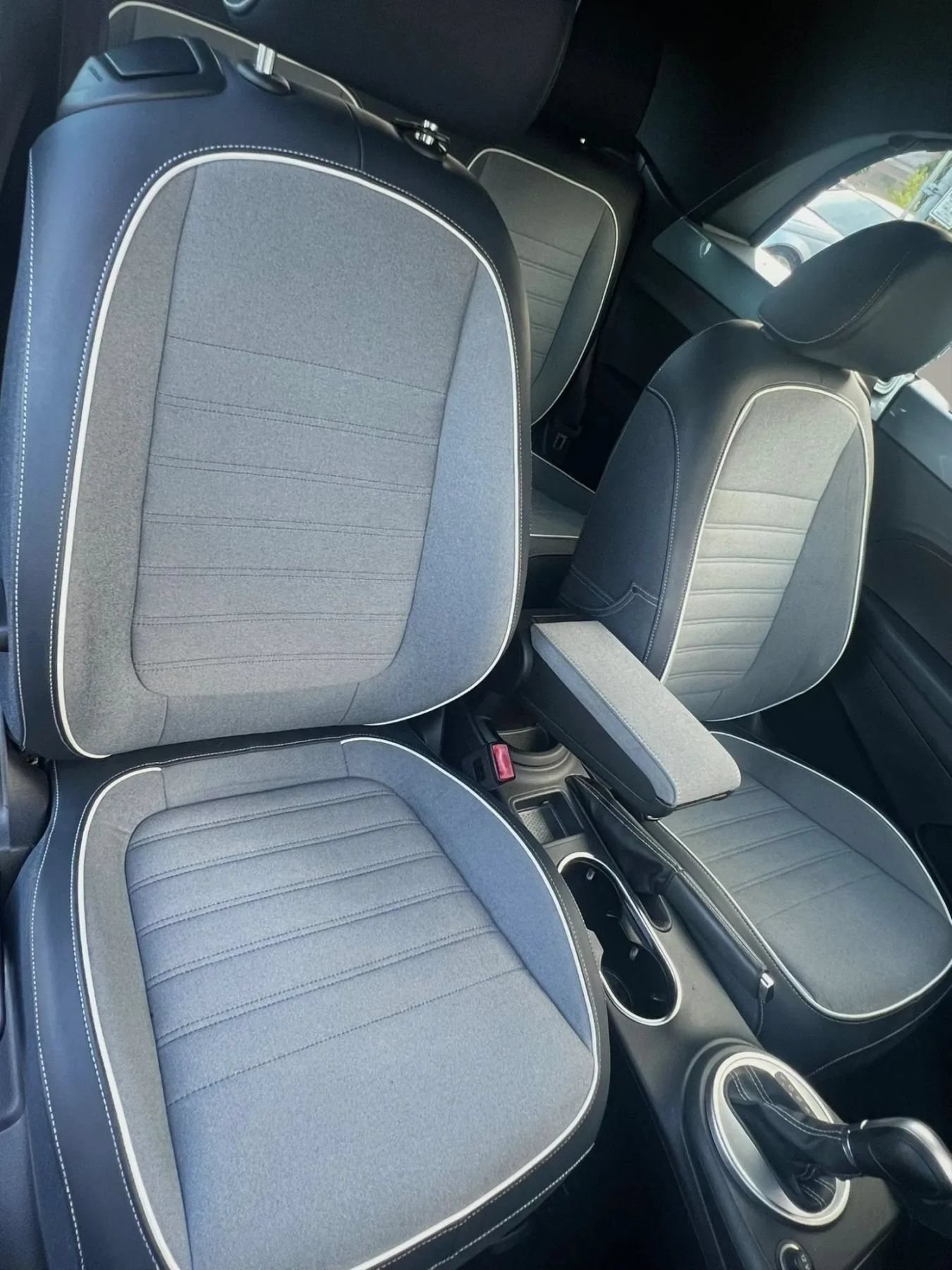 Used 2016 Volkswagen Beetle 1.8T Denim FWD image 16