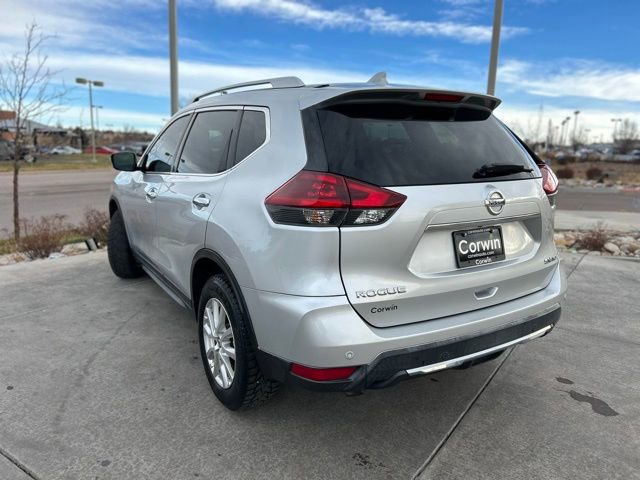 Used 2020 Nissan Rogue SV image 5