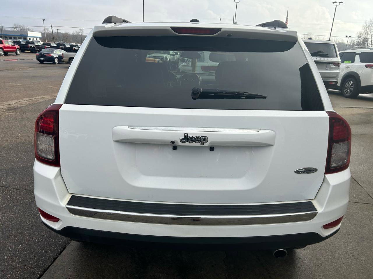 Used 2017 Jeep Compass High Altitude FWD image 6