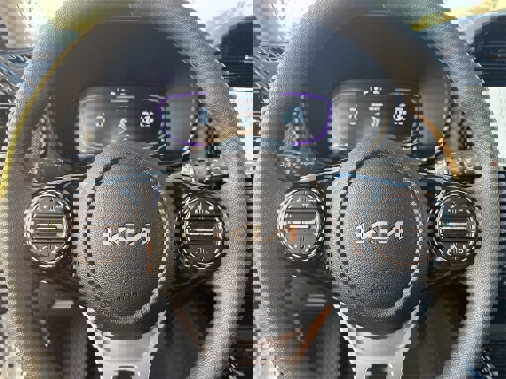 New 2025 Kia Soul S image 17