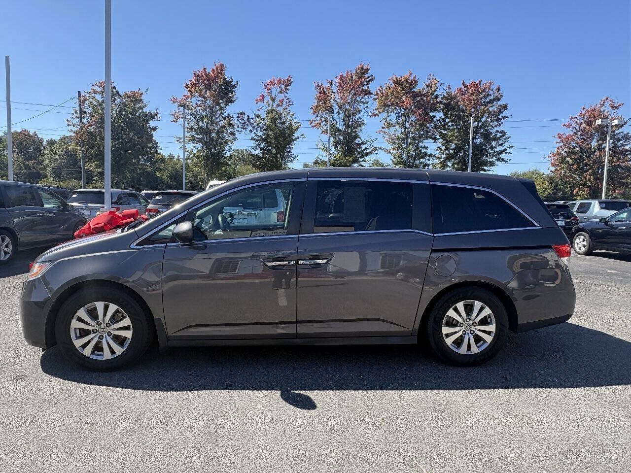 Used 2014 Honda Odyssey EX image 3
