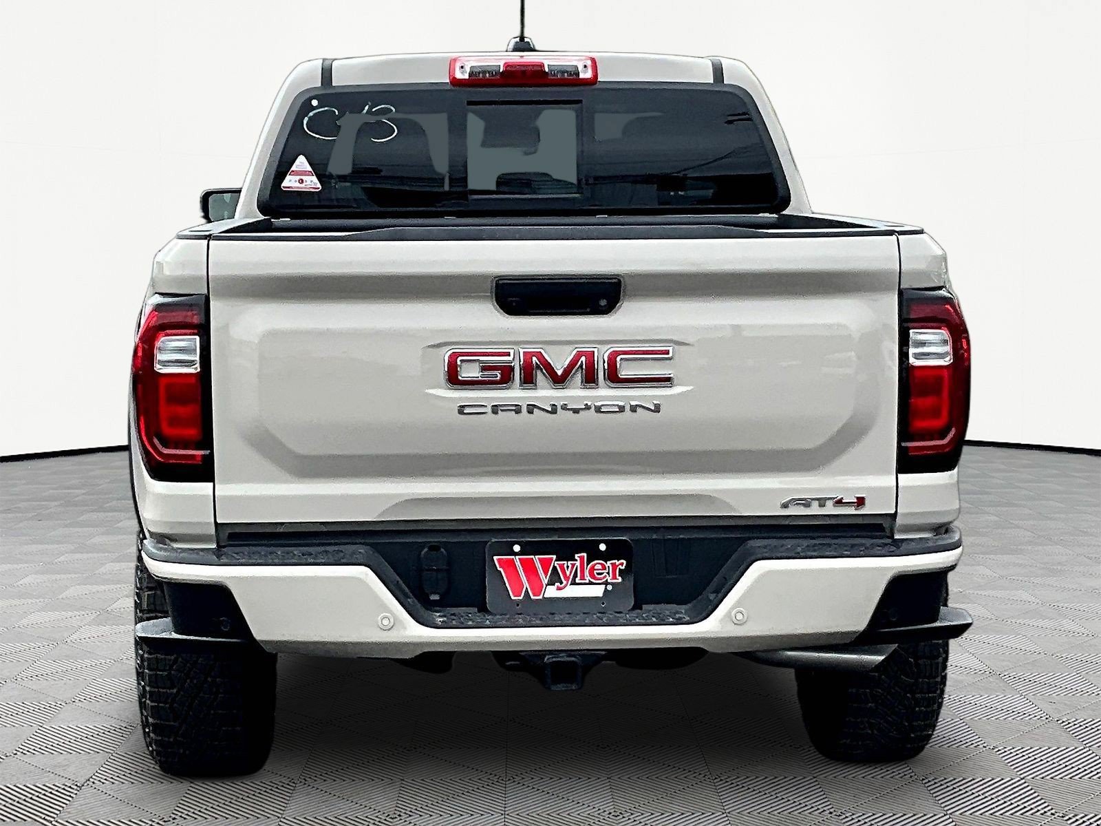 New 2026 GMC Canyon AT4 AWD/4WD image 5