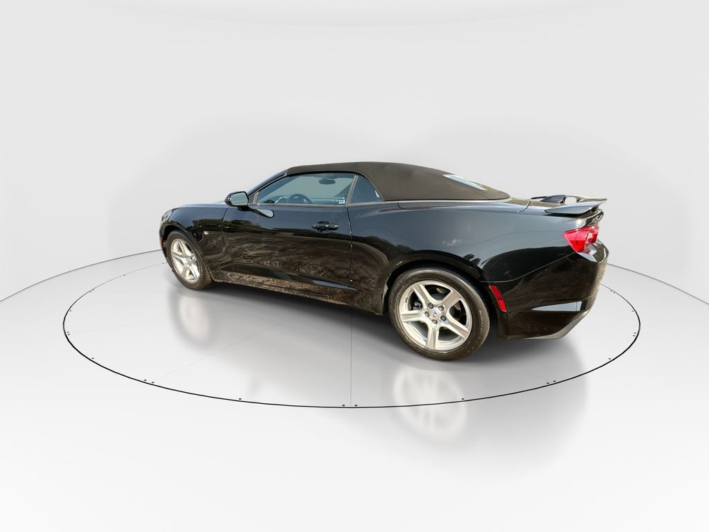 Used 2023 Chevrolet Camaro LT RWD image 6