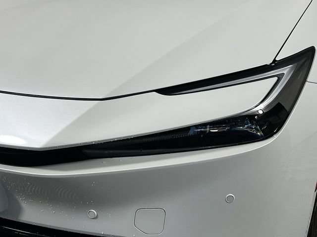 New 2026 Toyota Prius Plug-In Hybrid FWD image 9