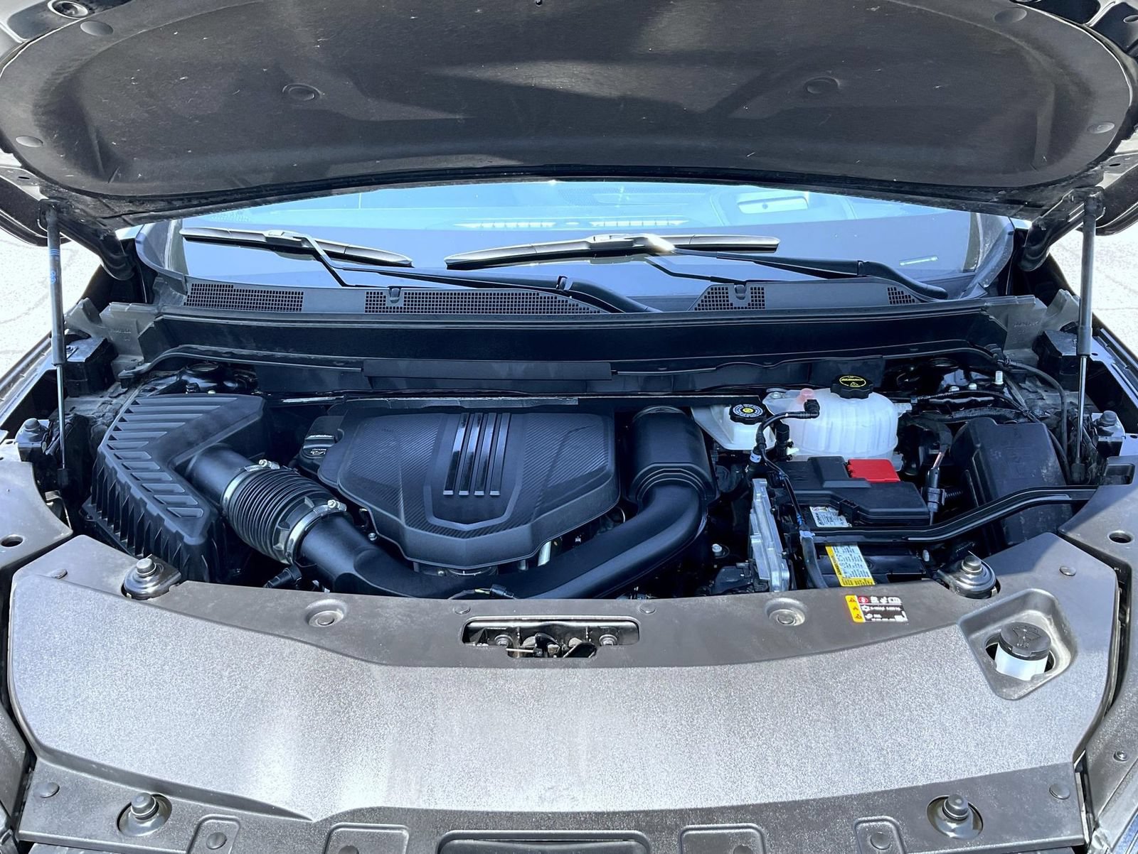 Certified 2025 Buick Enclave Sport Touring w/ Power Package AWD/4WD image 25