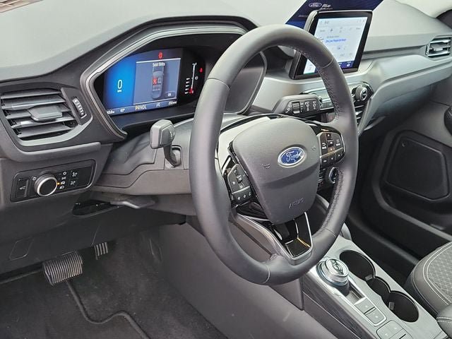 Used 2024 Ford Escape Active AWD/4WD image 7