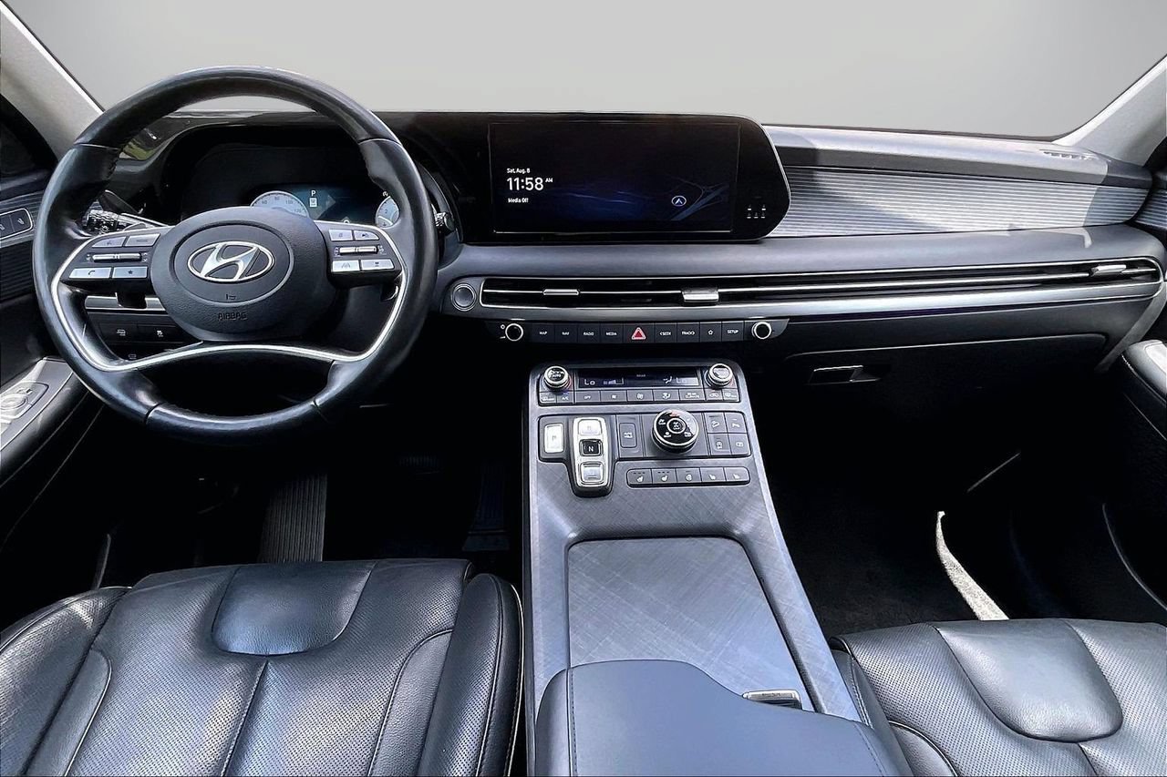 Used 2024 Hyundai Palisade Limited AWD/4WD image 15