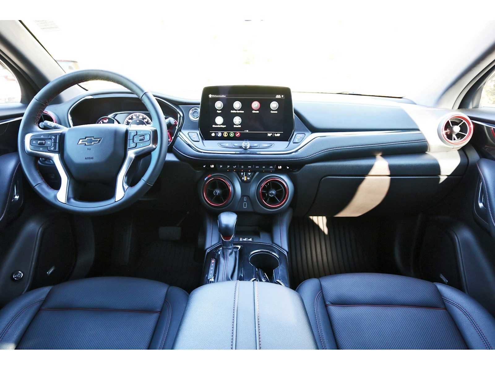 Used 2025 Chevrolet Blazer RS w/ Driver Confidence II Package image 7