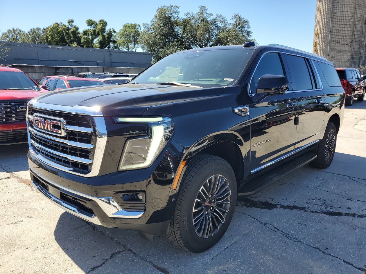 New 2027 GMC Yukon XL Elevation w/ Elevation Preferred Package RWD image 3