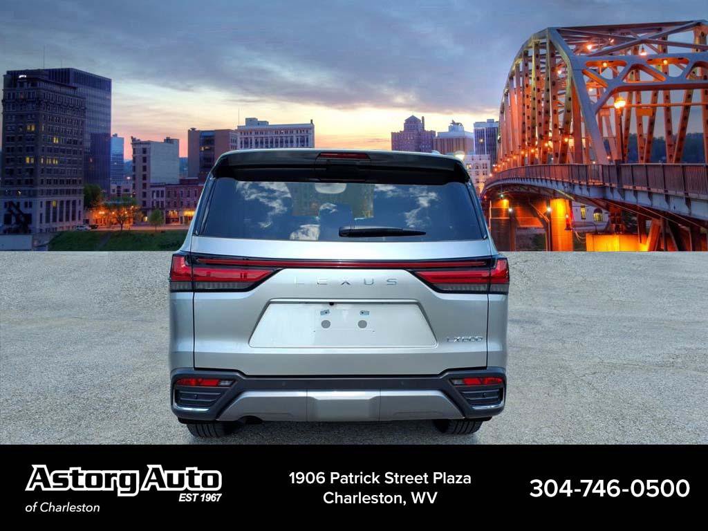 Used 2024 Lexus LX 600 4WD w/ Luxury Package image 4