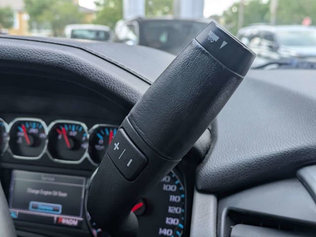 Used 2015 Chevrolet Suburban LT w/ Luxury Package RWD image 29