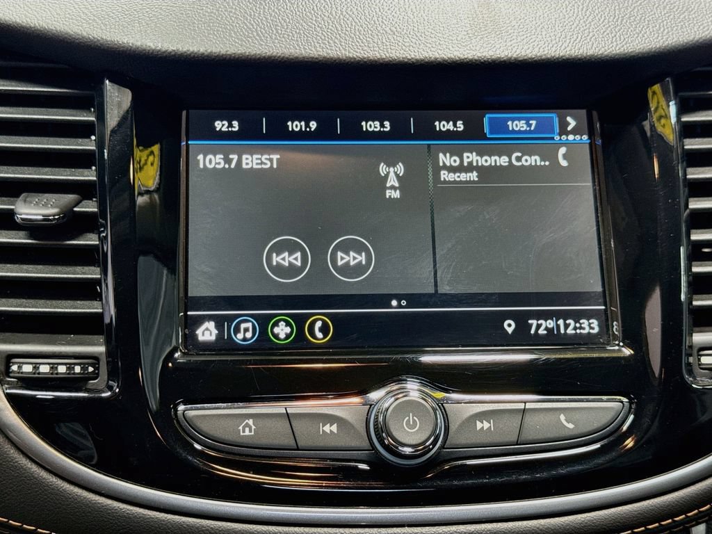 Used 2019 Chevrolet Trax LT w/ LT Convenience Package AWD/4WD image 14