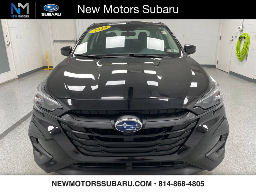 Used 2025 Subaru Legacy Premium AWD/4WD image 2