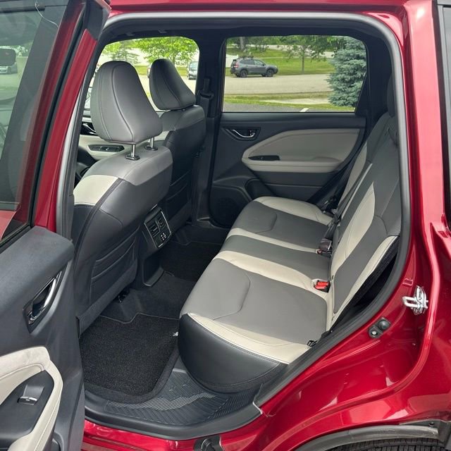 Used 2025 Subaru Forester Limited image 10