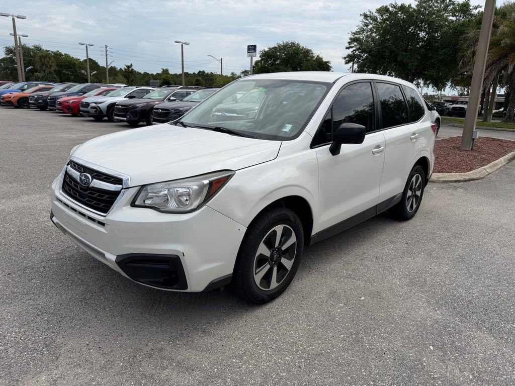 Used 2017 Subaru Forester 2.5i AWD/4WD image 14