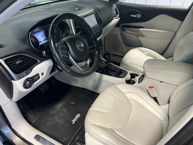 Used 2019 Jeep Cherokee Limited image 7