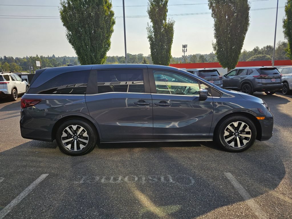 Used 2025 Honda Odyssey EX-L image 4