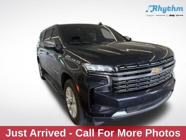 Used 2023 Chevrolet Suburban Premier RWD image 1