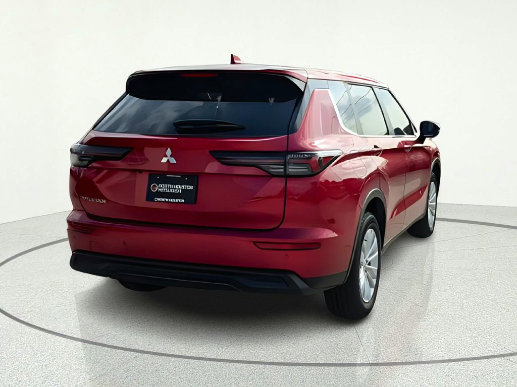 New 2026 Mitsubishi Outlander ES FWD image 6