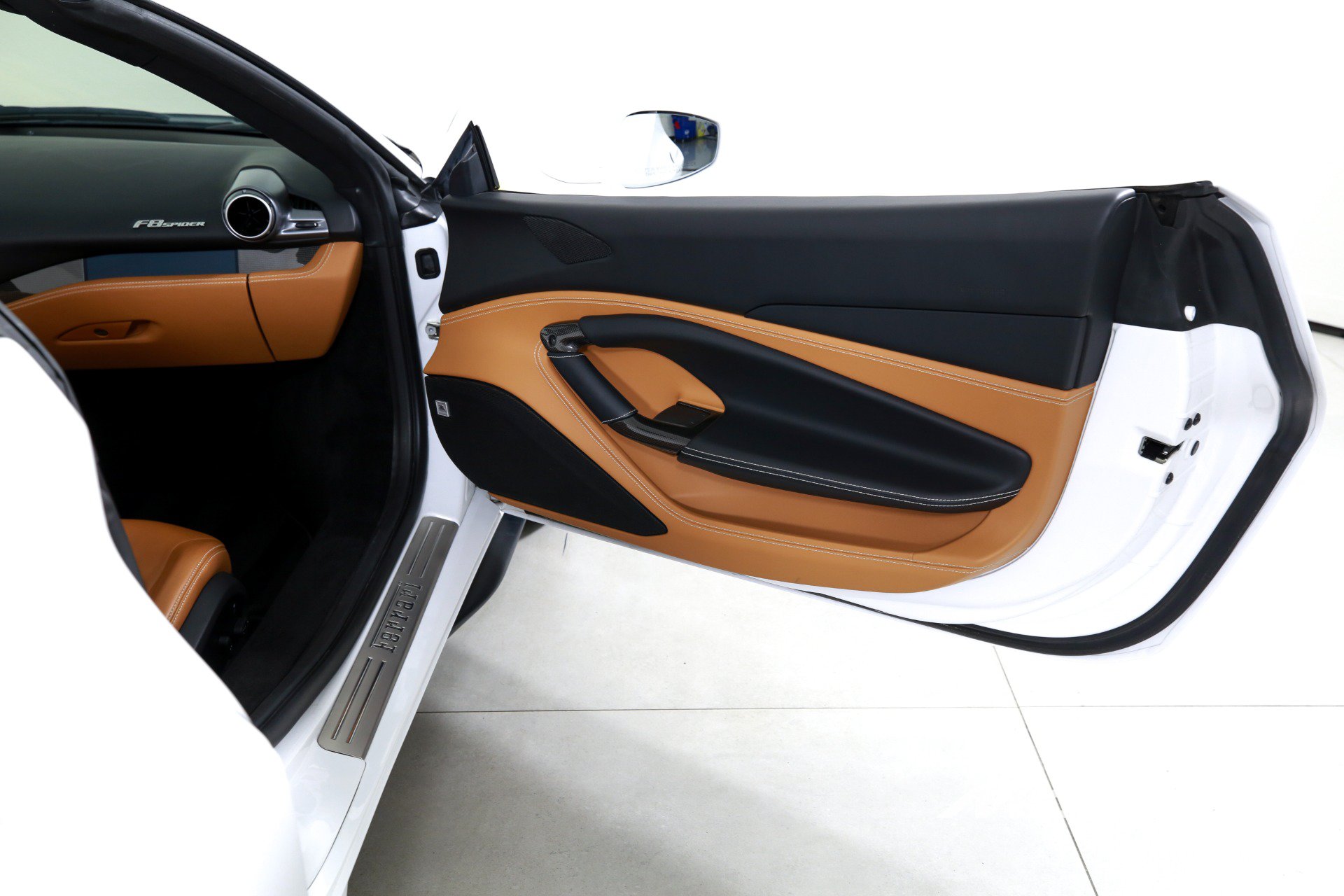Used 2023 Ferrari F8 Tributo RWD image 19