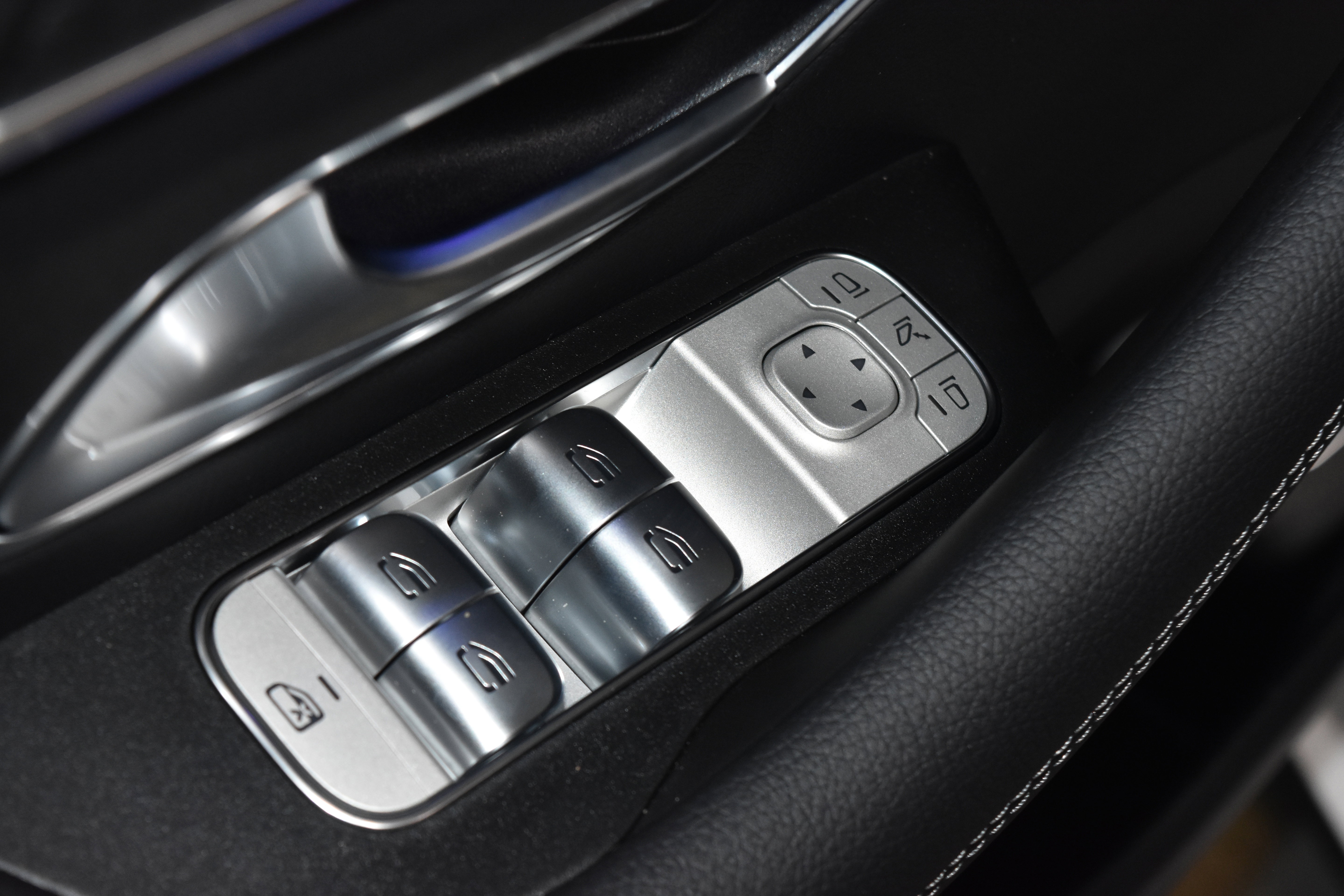 New 2026 Mercedes-Benz GLE 450 4MATIC image 5