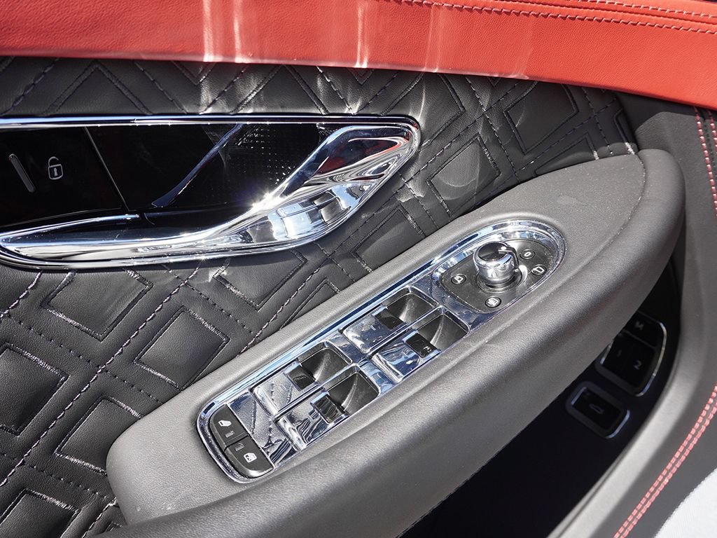 Used 2021 Bentley Continental GT AWD/4WD image 37