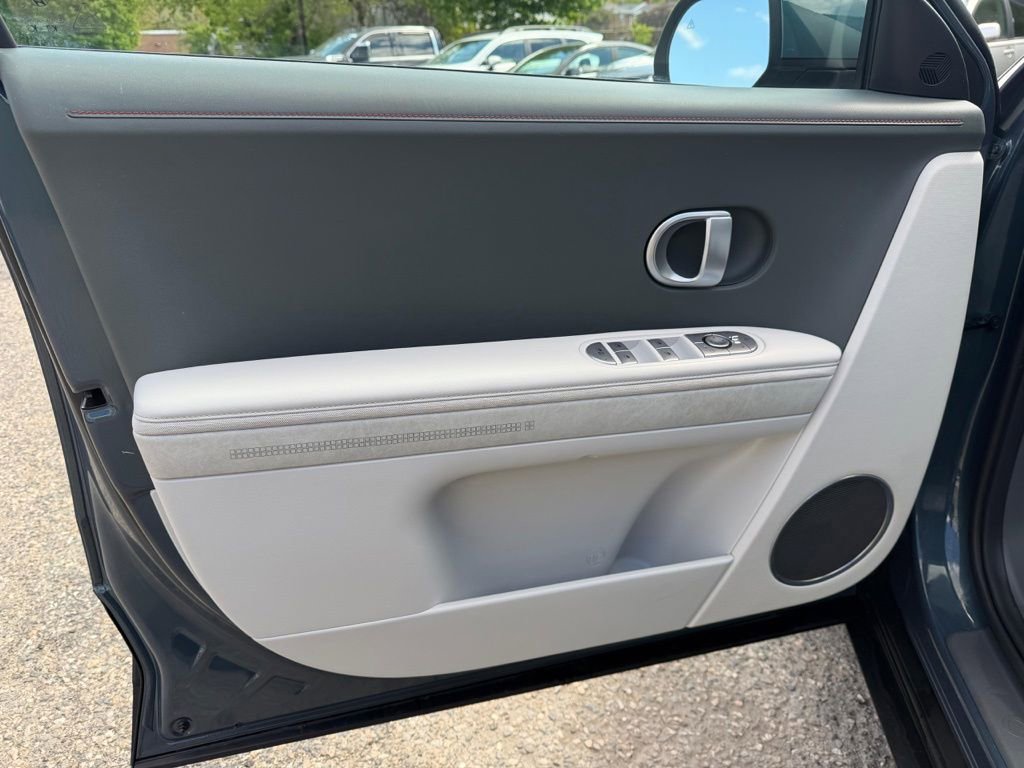 Used 2023 Hyundai Ioniq 5 SEL w/ Cargo Package AWD/4WD image 10