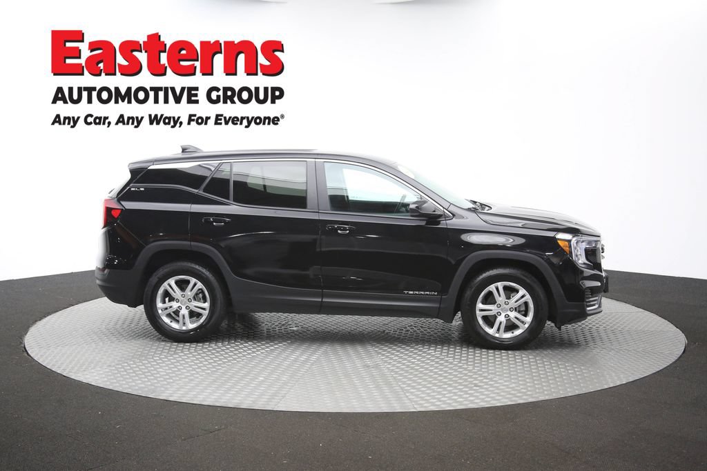 Used 2024 GMC Terrain SLE FWD image 45