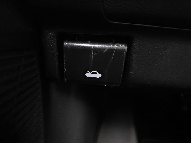 Used 2026 Nissan Kicks SV FWD image 34