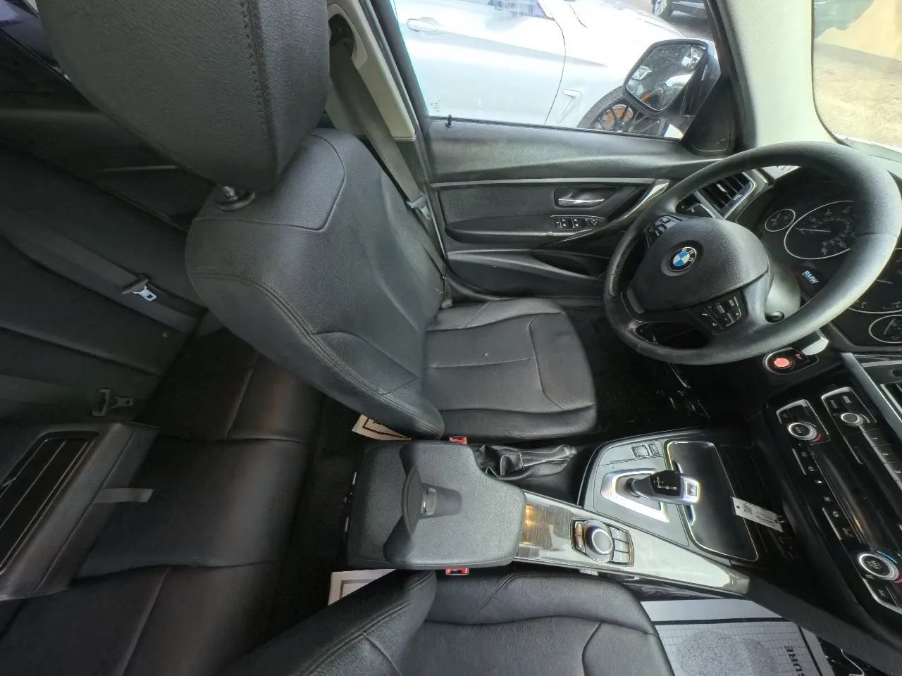 Used 2018 BMW 320i Sedan RWD image 26