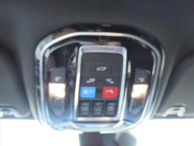 Used 2022 Jeep Grand Wagoneer Series I AWD/4WD image 30