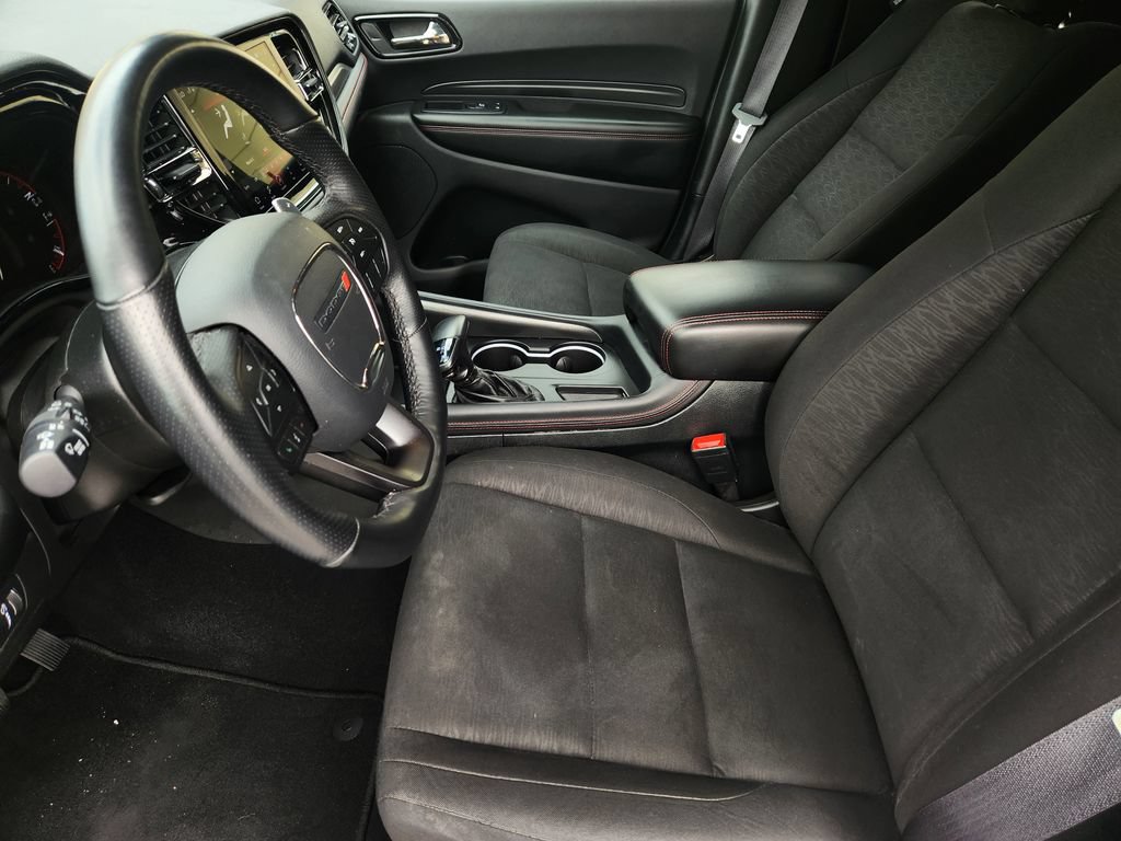 Used 2025 Dodge Durango GT RWD image 9