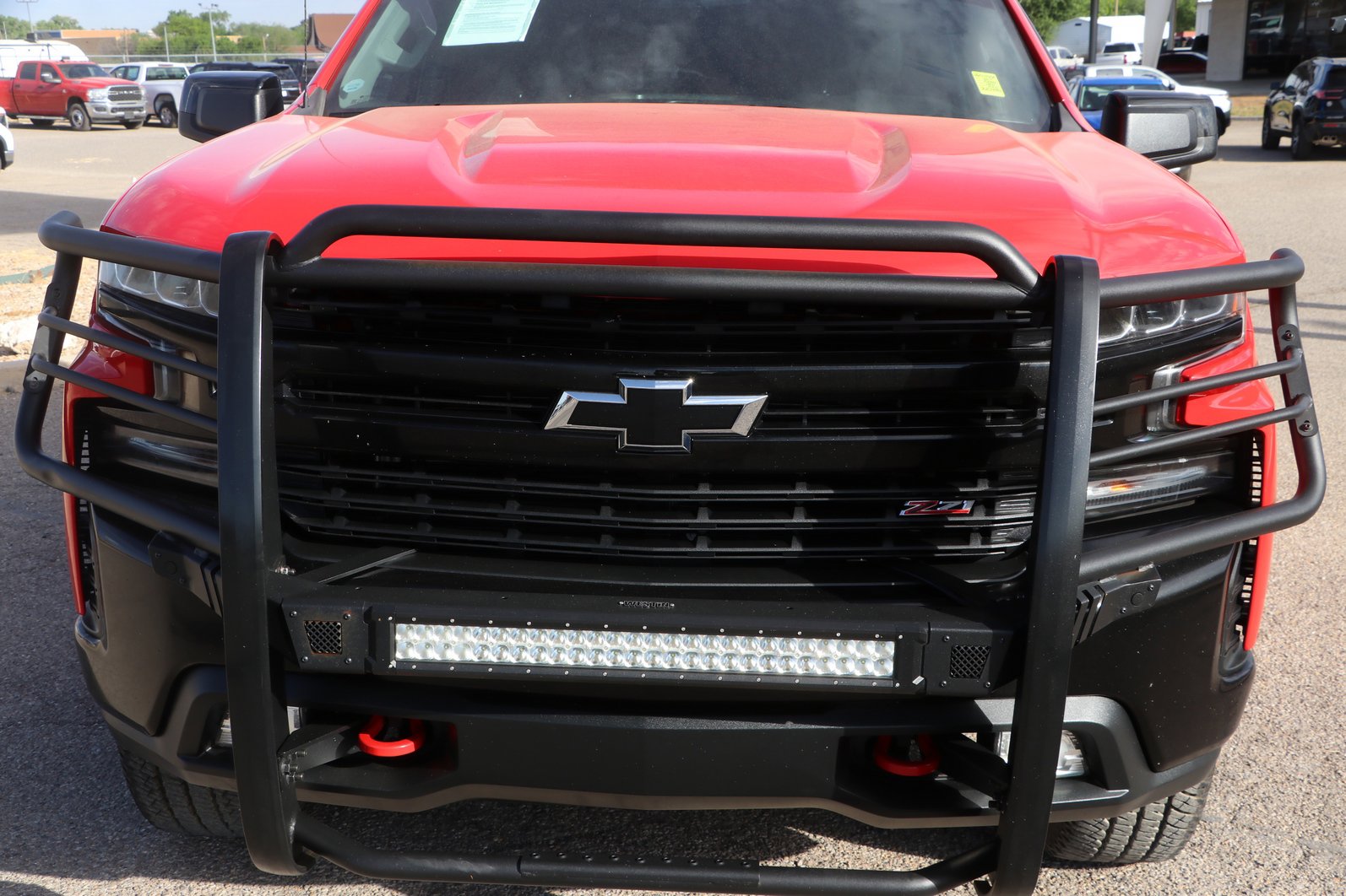 Used 2019 Chevrolet Silverado 1500 LT Trail Boss image 2